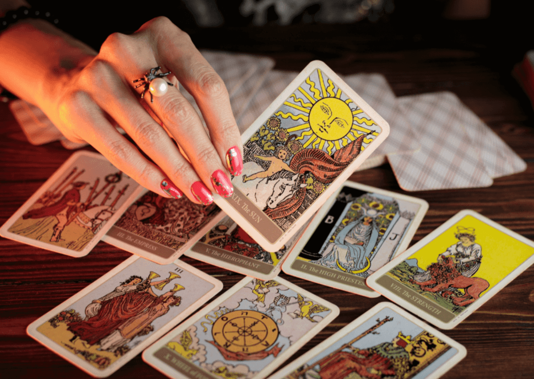 Cấu tạo cơ bản của bộ bài Tarot